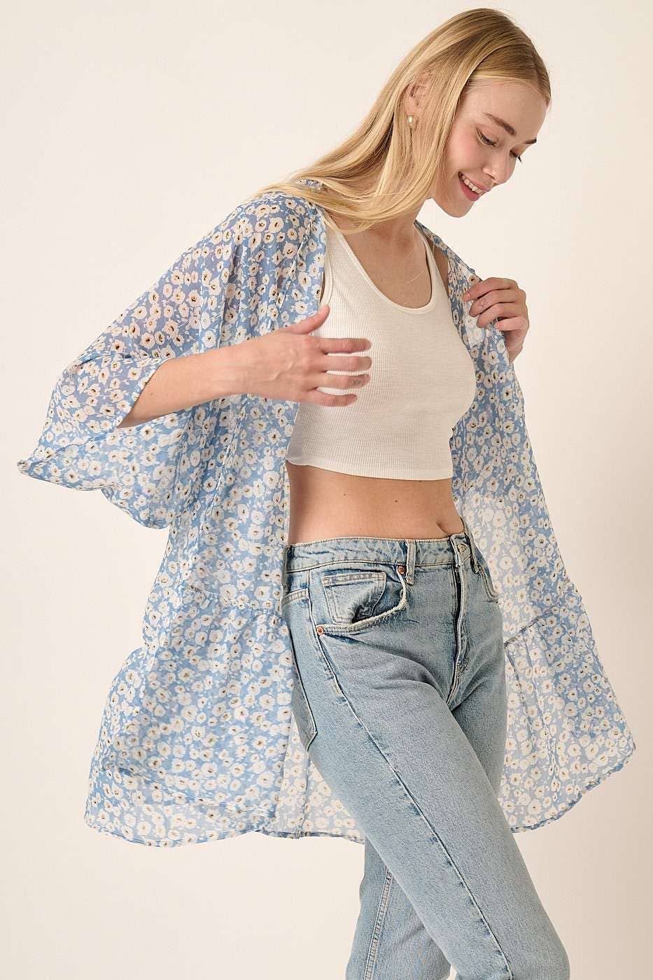 FLOWER PRINT ON YORYU CHIFFON WOVEN FABRIC -OPEN FRONT -RUFFLE DETAIL ON BOTTOM VERY NICE!