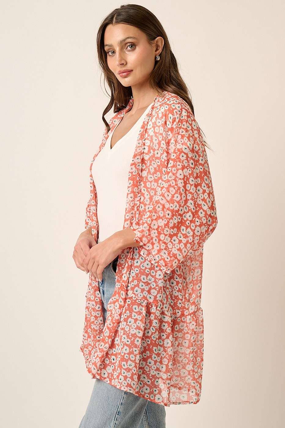 FLOWER PRINT ON YORYU CHIFFON WOVEN FABRIC -OPEN FRONT -RUFFLE DETAIL ON BOTTOM VERY NICE!
