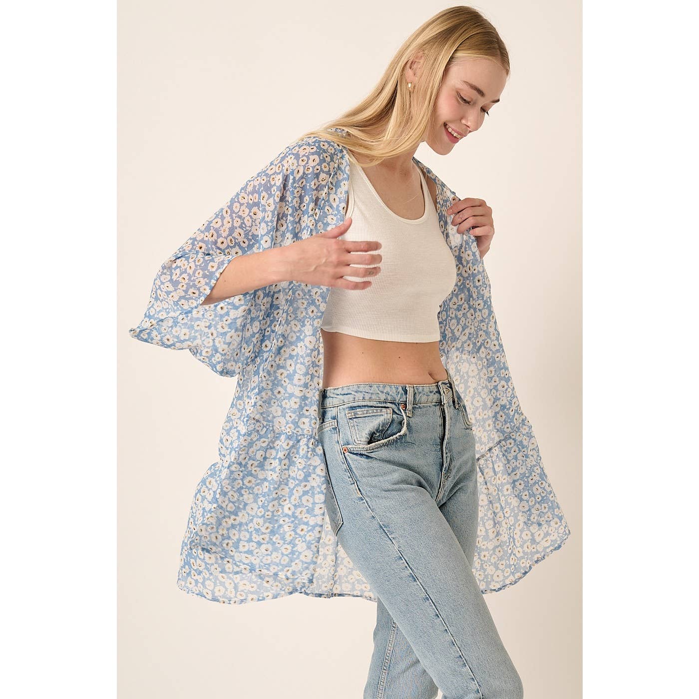 FLOWER PRINT ON YORYU CHIFFON WOVEN FABRIC -OPEN FRONT -RUFFLE DETAIL ON BOTTOM VERY NICE!